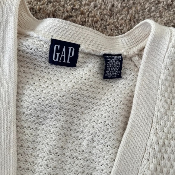 Vintage Gap Textured Cream Button Down Cardigan
Size Large - Picture 8 of 12